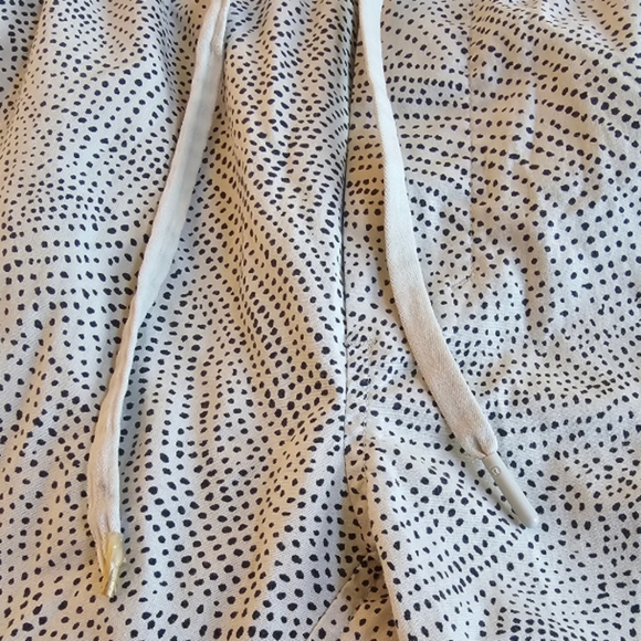 Men's Lululemon Speckled Drwastring 7" shorts. Size XXL - Picture 4 of 8